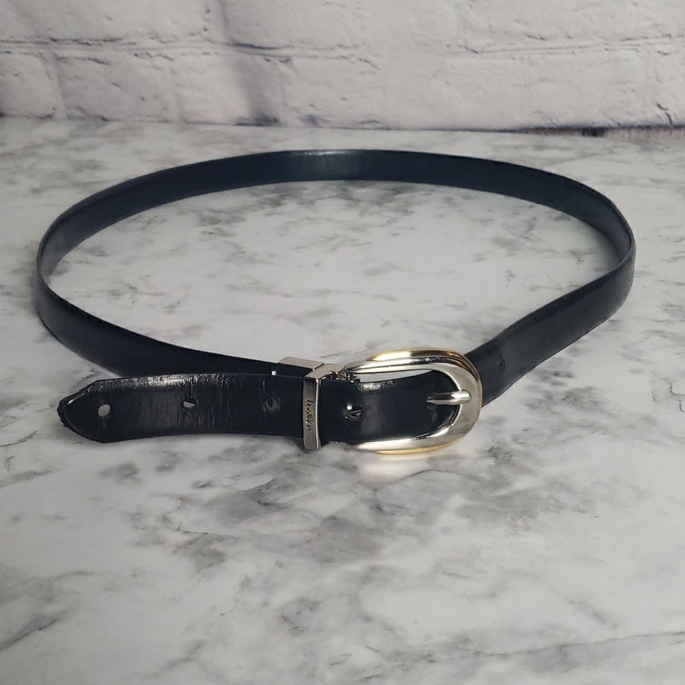 ‎Liz Claiborne Black Belt